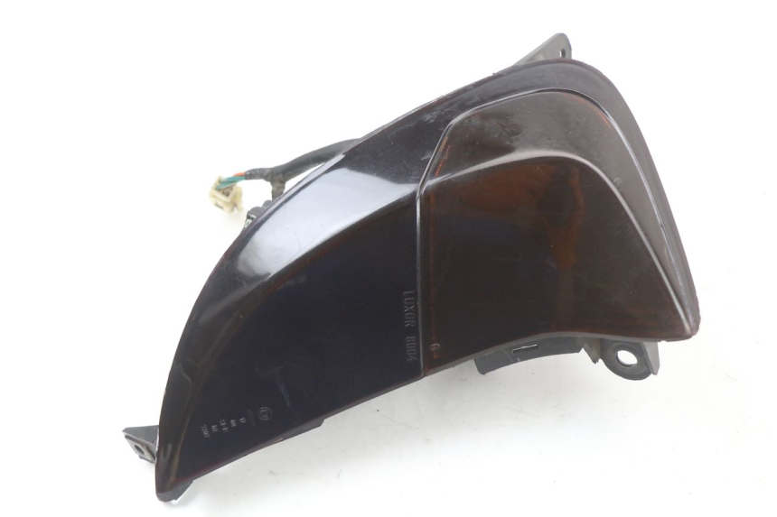 photo de LUZ TRASERA HONDA FES PANTHEON 2T 125 (1998 - 2002) - Primer plano técnico