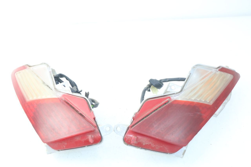 photo de LUZ TRASERA HONDA FES PANTHEON 125 (2003 - 2007) - Vista principal