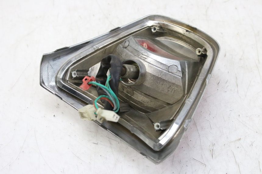 photo de LUZ TRASERA SYM FIDDLE 3 III 125 (2014 - 2020) - Otra perspectiva