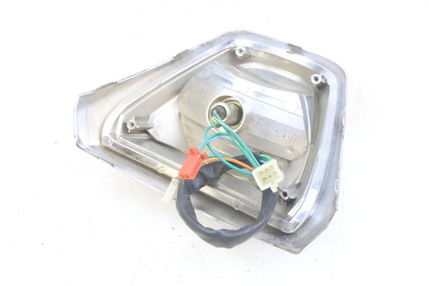 photo de LUZ TRASERA SYM FIDDLE 3 III 125 (2014 - 2020) - Vista general del producto