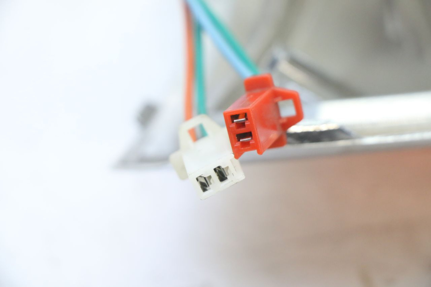 photo de LUZ TRASERA SYM FIDDLE 3 III 50 (2014 - 2020) - Vista general del producto