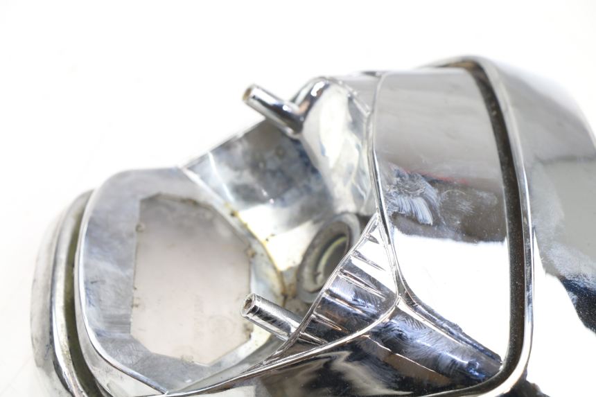 photo de LUZ TRASERA SYM FIDDLE 125 (2008 - 2010) - Primer plano de alta resolución