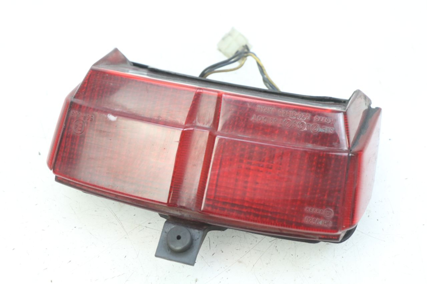 photo de LUZ TRASERA YAMAHA FJ 3CX 1200 (1986 - 1996) - Vista principal
