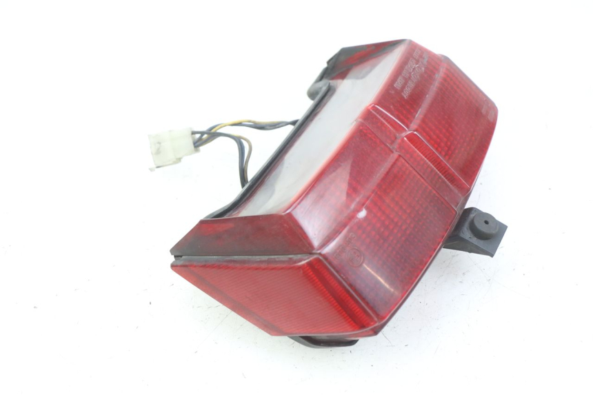 photo de LUZ TRASERA YAMAHA FJ 3CX 1200 (1986 - 1996) - Detalles de los puntos de fijación