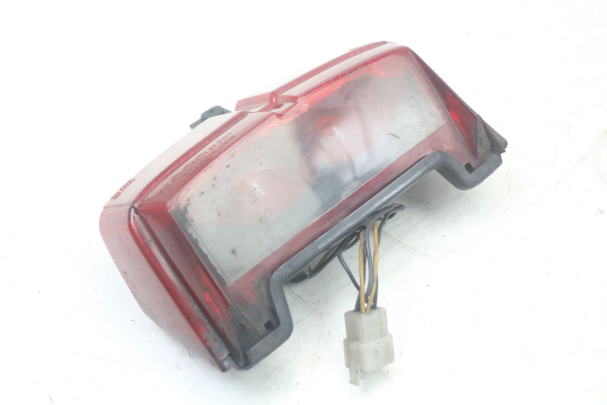 photo de LUZ TRASERA YAMAHA FJ 3CX 1200 (1986 - 1996) - Primer plano técnico