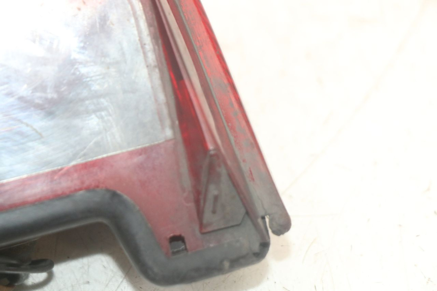 photo de LUZ TRASERA YAMAHA FJ 3CX 1200 (1986 - 1996) - Recambio usado revisado