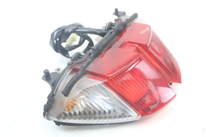 photo de LUZ TRASERA YAMAHA FJR ABS 1300 (2006 - 2012) - Detalles de los puntos de fijación