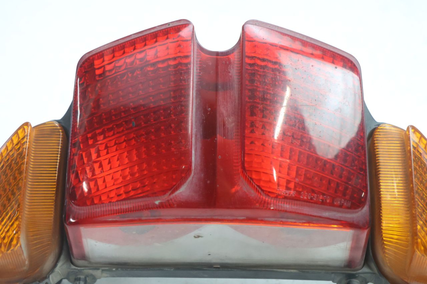 photo de LUZ TRASERA YAMAHA FJR 1300 (2001 - 2005) - Zoom estado de uso