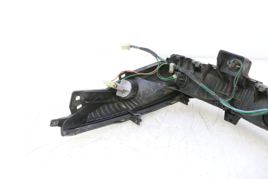 photo de LUZ TRASERA HONDA FJS SILVER WING SILVERWING 400 (2005 - 2008) - Características distintivas
