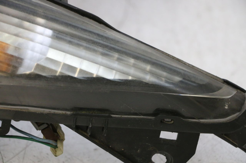 photo de LUZ TRASERA HONDA FJS SILVER WING SILVERWING 400 (2005 - 2008) - Ángulo de visión alternativo