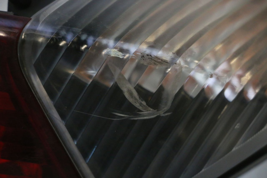 photo de LUZ TRASERA HONDA FJS SILVER WING SILVERWING 400 (2005 - 2008) - Zoom sobre los componentes