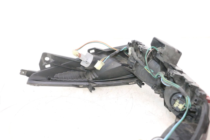 photo de LUZ TRASERA HONDA FJS SILVER WING SILVERWING 400 (2005 - 2008) - Perfil de la pieza de repuesto