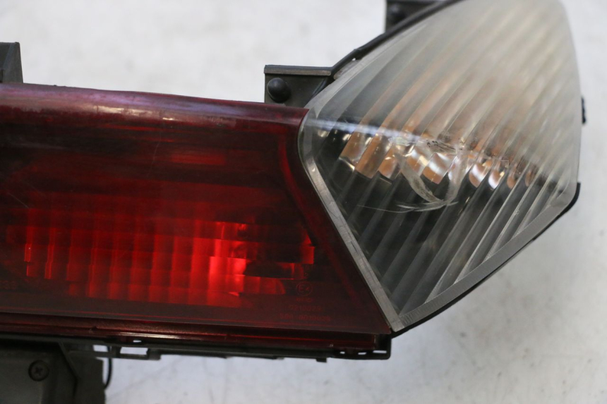 photo de LUZ TRASERA HONDA FJS SILVER WING SILVERWING 400 (2005 - 2008) - Marcados y referencias originales