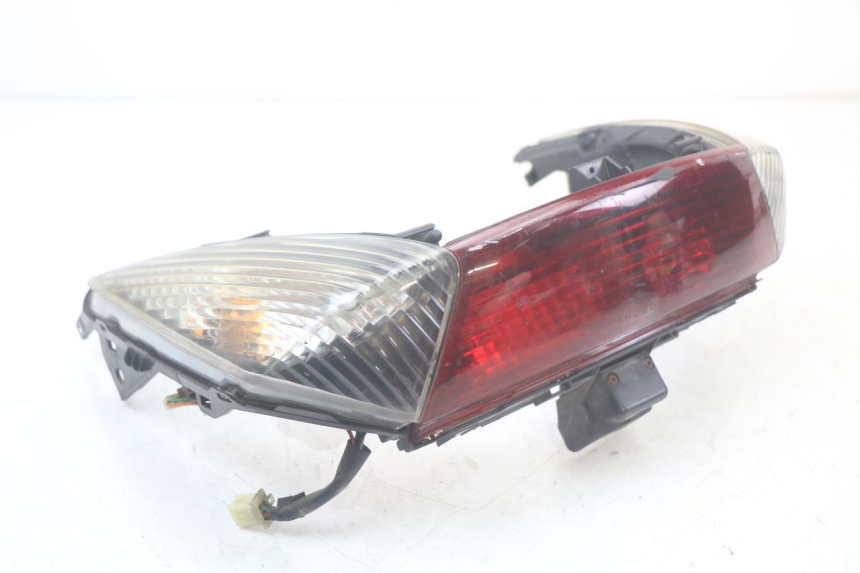 photo de LUZ TRASERA HONDA FJS SILVERWING SILVER WING 600 (2001 - 2010) - Primer plano técnico