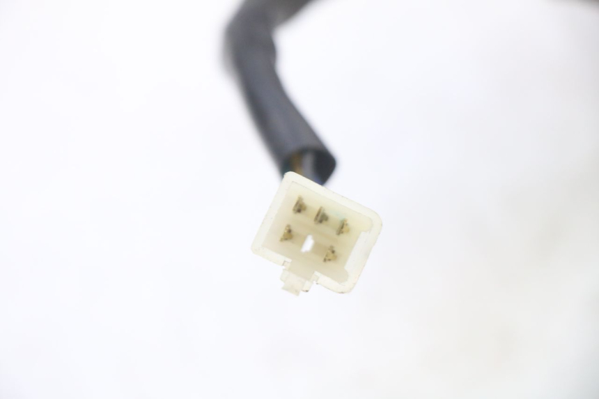 photo de LUZ TRASERA MBK FLAME X 125 (2007 - 2016) - Estado de la superficie y material