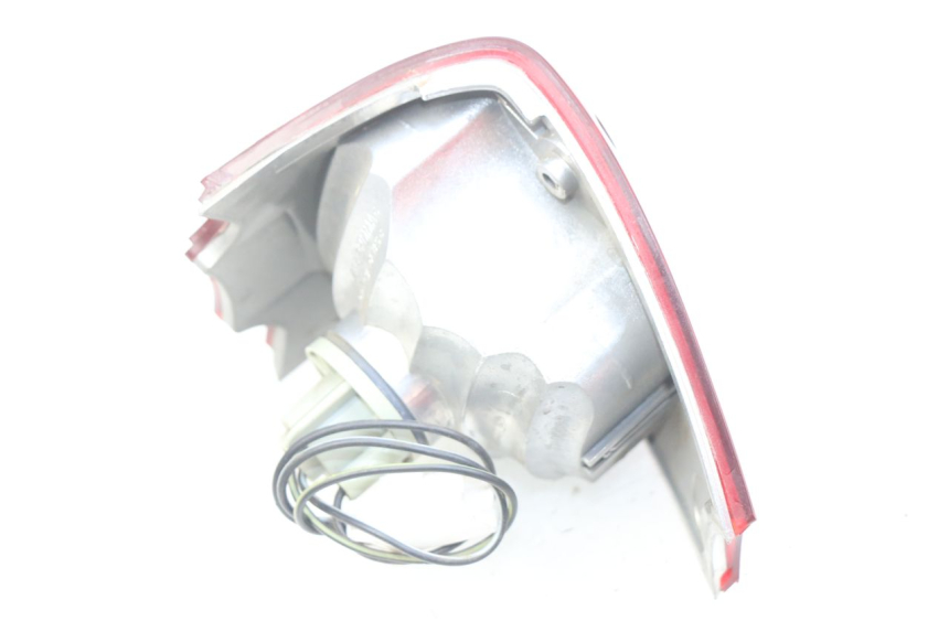 photo de LUZ TRASERA PIAGGIO FLY 100 (2006 - 2010) - Otra perspectiva