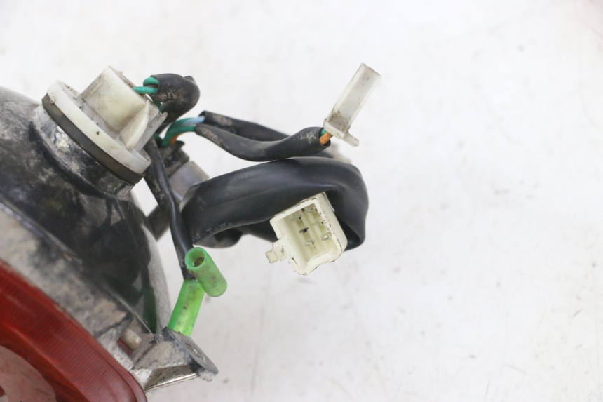 photo de LUZ TRASERA VENESI FLY RETRO 4T 50 (2020 - 2025) - Primer plano técnico