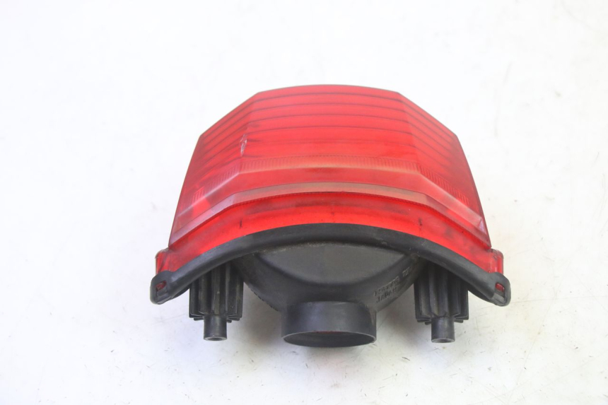 photo de LUZ TRASERA YAMAHA FZ6 N FAZER 600 (2004 - 2006) - Estado de la superficie y material