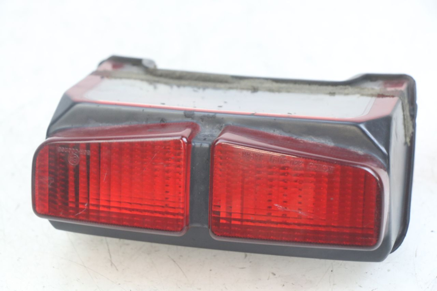 photo de LUZ TRASERA YAMAHA FZS FAZER 600 (1998 - 2001) - Vista principal