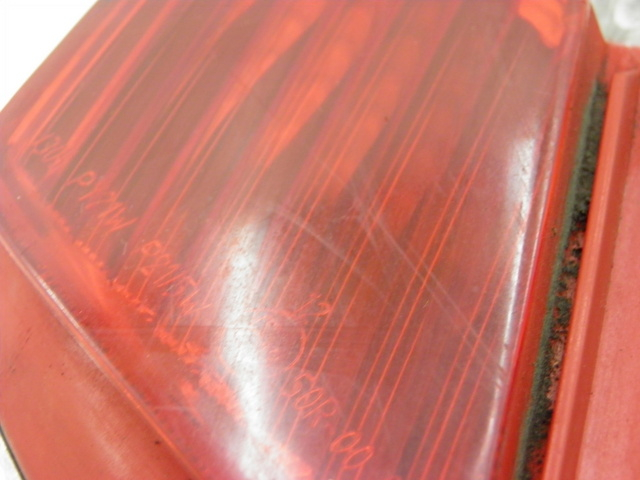 photo de LUZ TRASERA IZQUIERDA HONDA FES PANTHEON 125 (2003 - 2007) - Zoom estado de uso