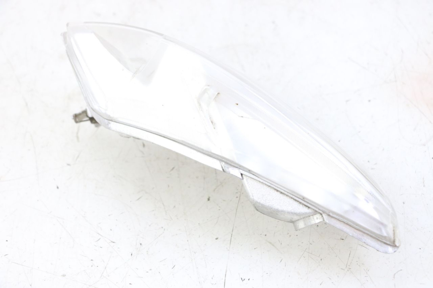photo de LUZ TRASERA IZQUIERDA PIAGGIO IE MP3 YOURBAN 300 (2011 - 2016) - Estado de la superficie y material