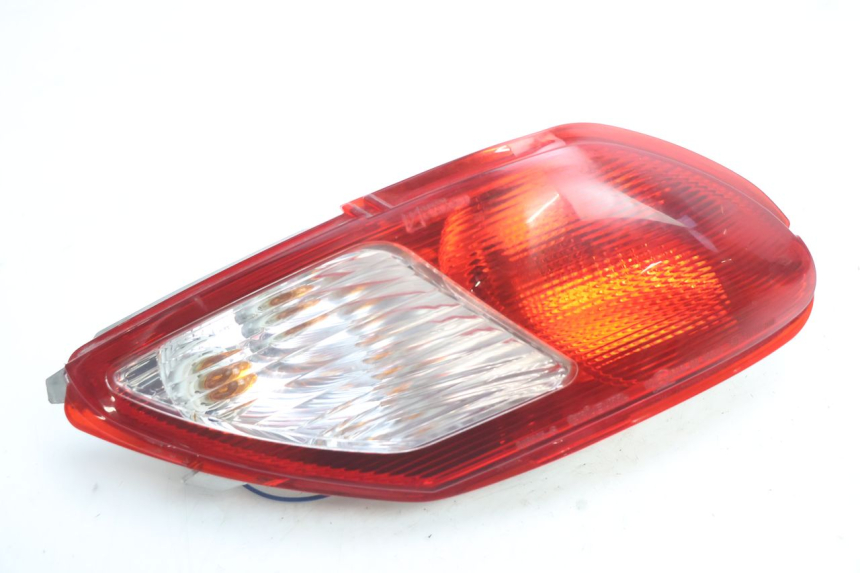 photo de LUZ TRASERA IZQUIERDA PIAGGIO MP3 LT 300 (2010 - 2016) - Vista principal