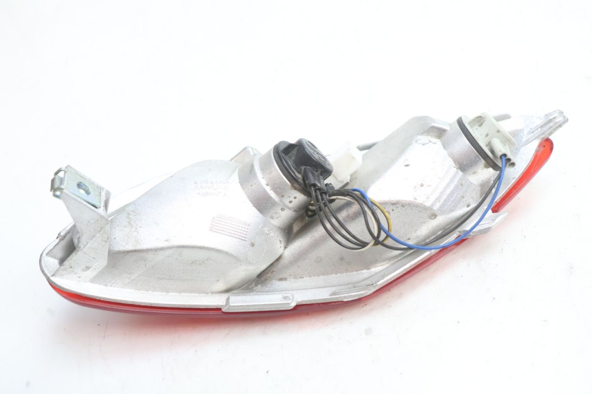 photo de LUZ TRASERA IZQUIERDA PIAGGIO MP3 LT 300 (2010 - 2016) - Vista general del producto