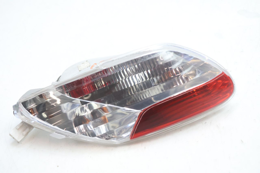 photo de FARO TRASERO IZQUIERDO PIAGGIO MP3 LT 400 (2007 - 2012) - Vista principal