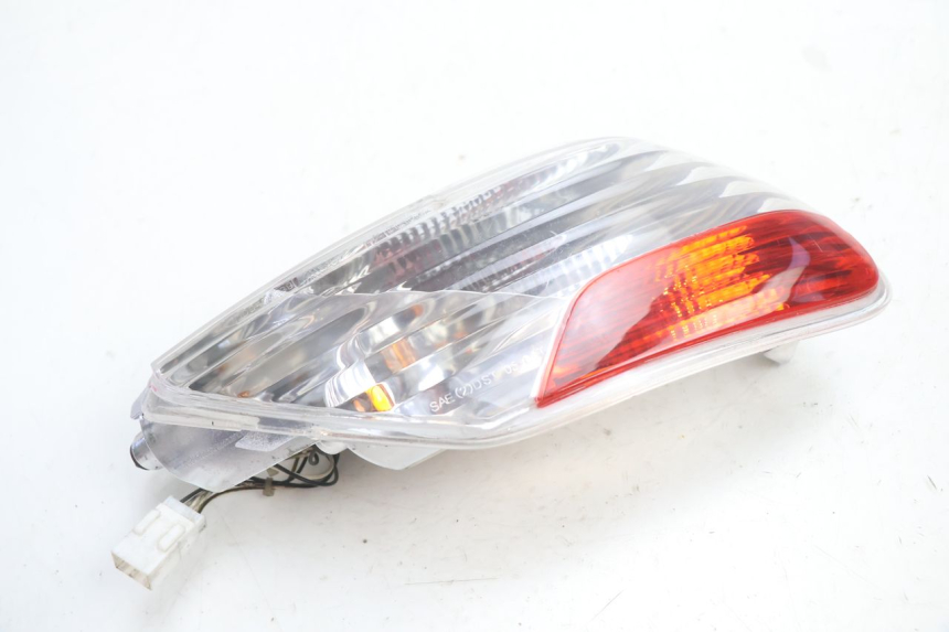 photo de FARO TRASERO IZQUIERDO PIAGGIO MP3 LT 400 (2007 - 2012) - Otra perspectiva