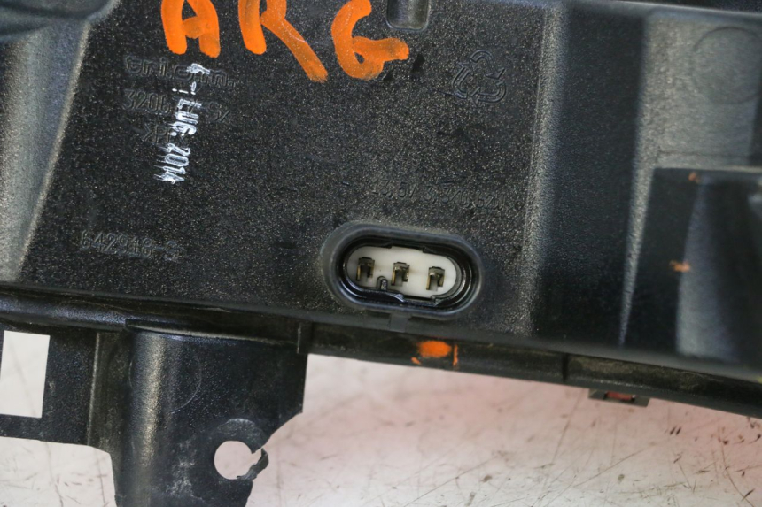 photo de LUZ TRASERA IZQUIERDA PIAGGIO MP3 500 (2014 - 2017) - Vista general del producto