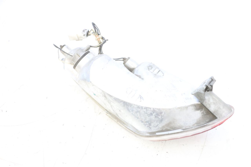 photo de LUZ TRASERA IZQUIERDA PIAGGIO MP3 RL 250 (2006 - 2010) - Recambio usado revisado