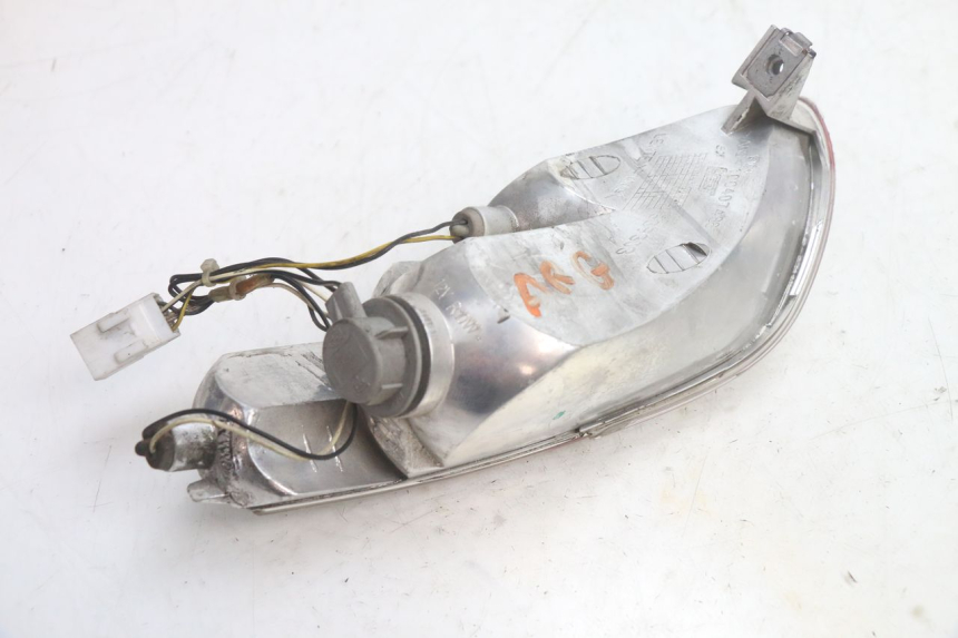 photo de LUZ TRASERA IZQUIERDA PIAGGIO MP3 125 (2006 - 2014) - Vista general del producto