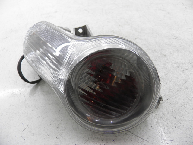 photo de LUZ TRASERA IZQUIERDA PIAGGIO CARNABY 125 (2007 - 2011) - Vista principal