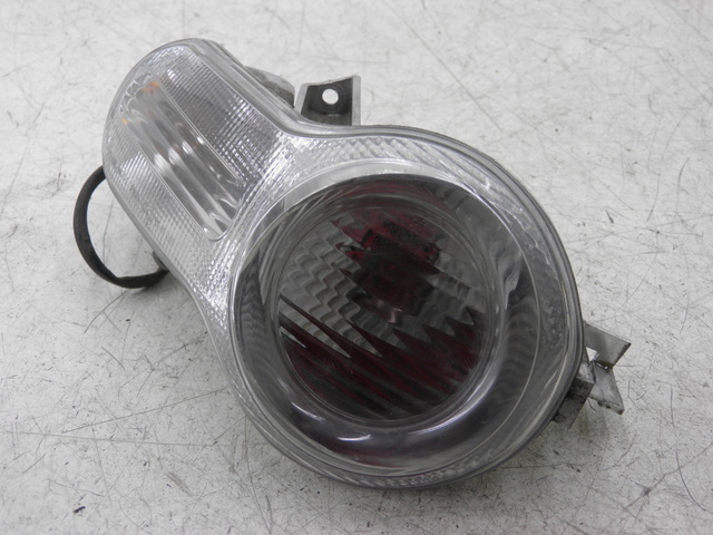 photo de LUZ TRASERA IZQUIERDA PIAGGIO CARNABY 125 (2007 - 2011) - Zoom estado de uso