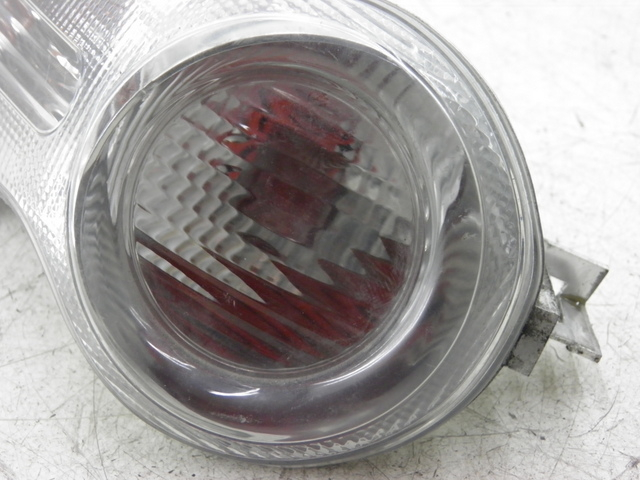 photo de LUZ TRASERA IZQUIERDA PIAGGIO CARNABY 125 (2007 - 2011) - Marcados y referencias originales