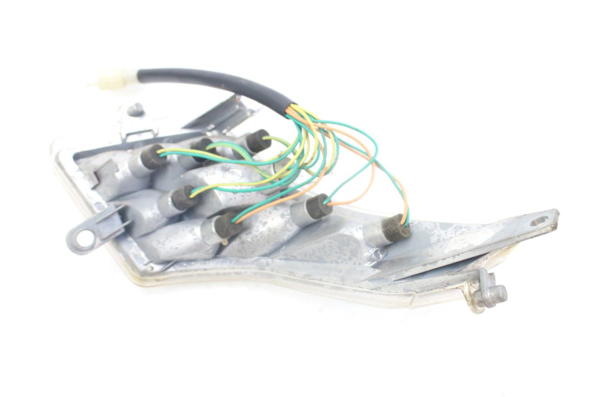 photo de FARO TRASERO IZQUIERDO PEUGEOT VIVACITY NEW 2T 50 (2008 - 2017) - Zoom estado de uso