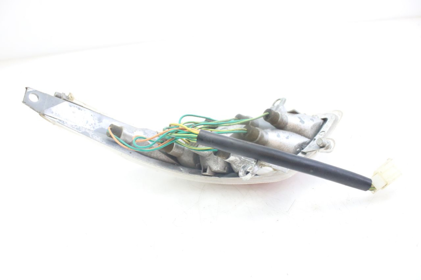 photo de FARO TRASERO IZQUIERDO PEUGEOT VIVACITY NEW 2T 50 (2008 - 2017) - Otra perspectiva