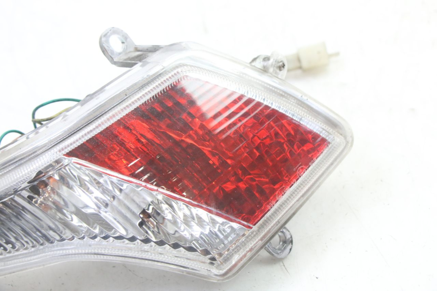 photo de FARO TRASERO IZQUIERDO PEUGEOT VIVACITY NEW 2T 50 (2008 - 2017) - Zoom estado de uso