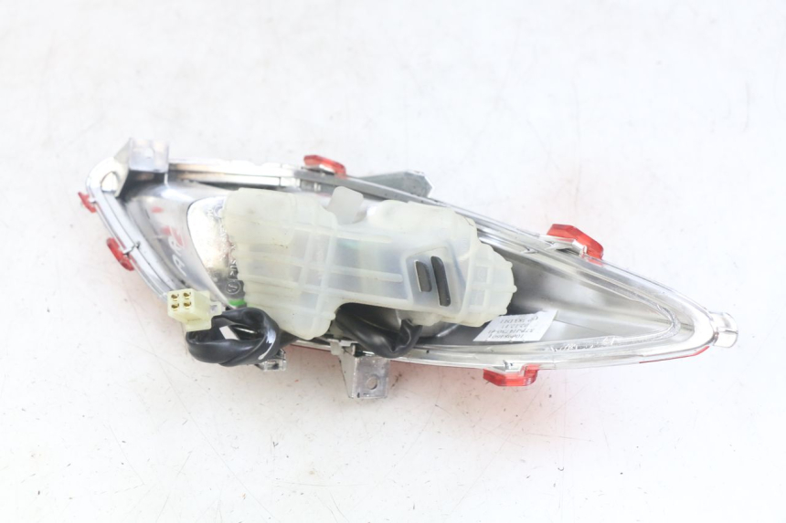 photo de FARO TRASERO IZQUIERDO YAMAHA X-MAX XMAX 125 (2010 - 2013) - Otra perspectiva