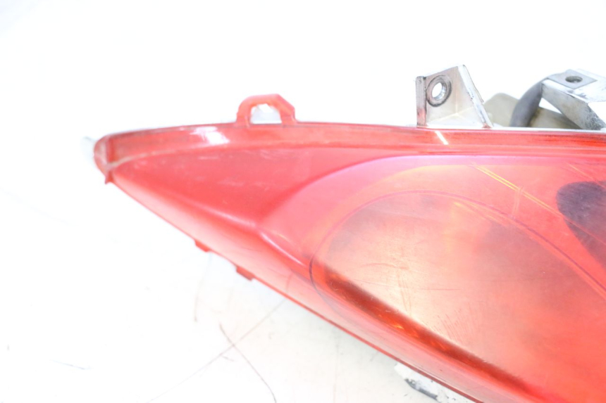 photo de FARO TRASERO IZQUIERDO YAMAHA X-MAX XMAX 125 (2010 - 2013) - Detalle de la pieza