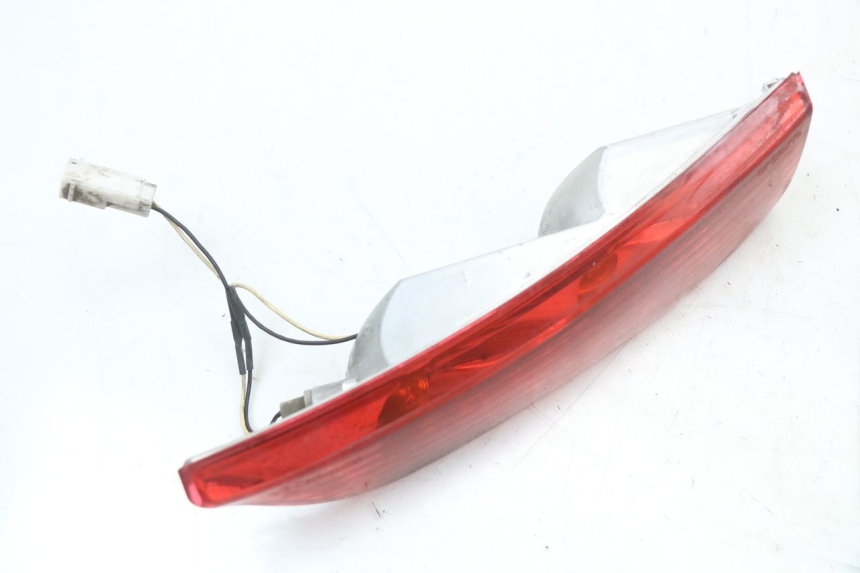 photo de LUZ TRASERA IZQUIERDA PIAGGIO XEVO - X EVO 125 (2007 - 2017) - Otra perspectiva