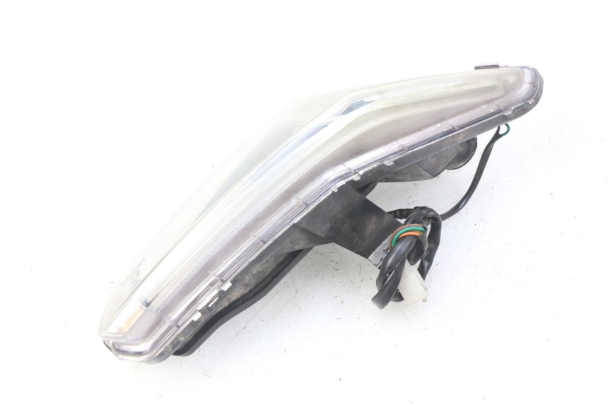 photo de FARO TRASERO IZQUIERDO YAMASAKI YM T 125 (2015 - 2020) - Marcados y referencias originales