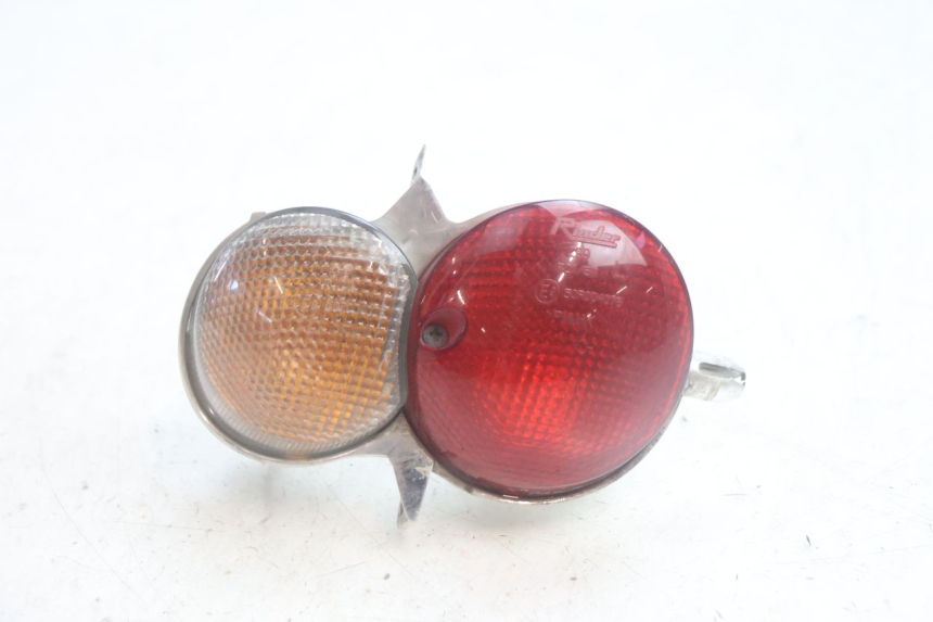 photo de LUZ TRASERA IZQUIERDA YAMAHA YP MAJESTY 125 (2002 - 2006) - Vista principal