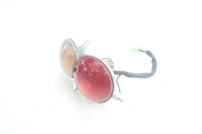 photo de LUZ TRASERA IZQUIERDA YAMAHA YP MAJESTY 125 (2002 - 2006) - Detalle de la pieza