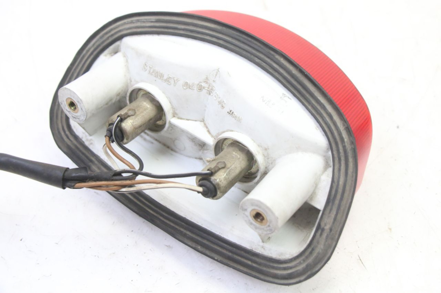 photo de LUZ TRASERA SUZUKI GS GSE 500 (2001 - 2003) - Vista general del producto