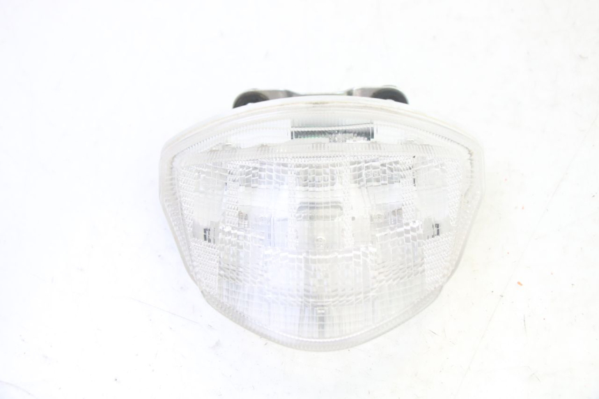 photo de LUZ TRASERA SUZUKI GSR 750 (2011 - 2017) - Vista principal
