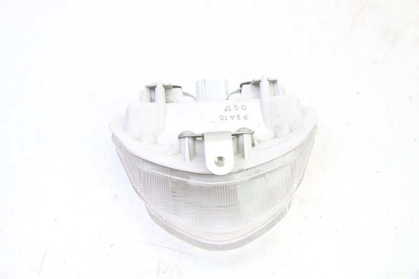 photo de LUZ TRASERA SUZUKI GSR 750 (2011 - 2017) - Otra perspectiva