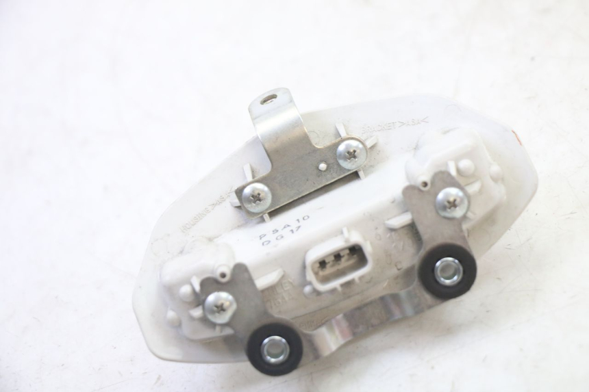 photo de LUZ TRASERA SUZUKI GSR 750 (2011 - 2017) - Vista general del producto