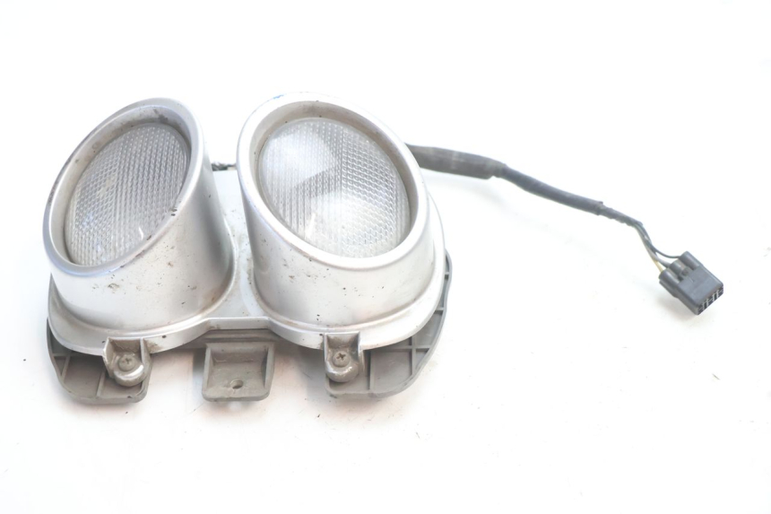 photo de LUZ TRASERA SUZUKI GSR 600 (2005 - 2012) - Zoom estado de uso