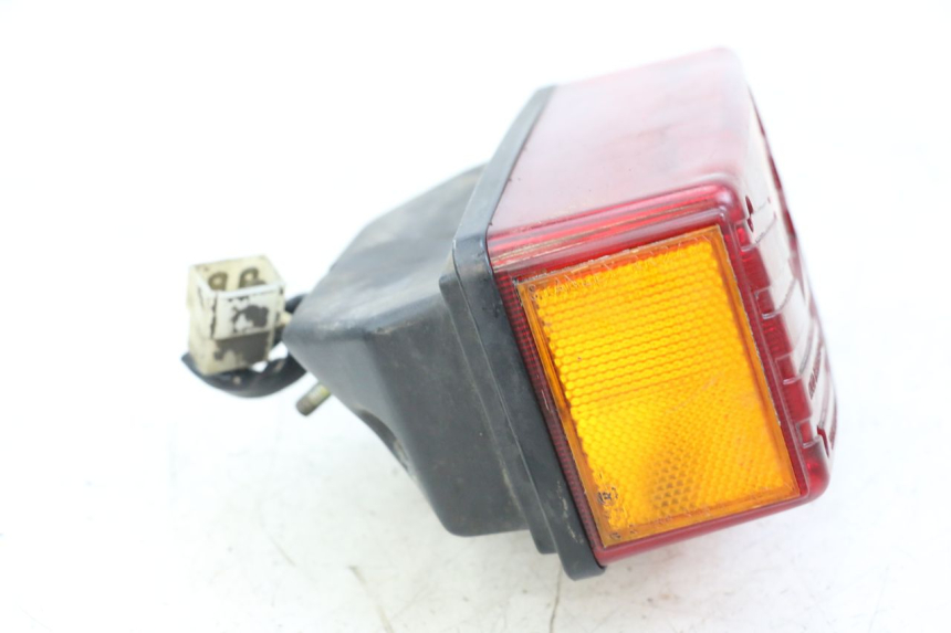 photo de LUZ TRASERA SUZUKI GSX E 250 (1982 - 1983) - Zoom estado de uso